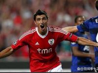  里尔内部会议纪要流出——转会期远射贴柱；欧冠使命明确；更衣室氛围转暖-爱游戏博彩