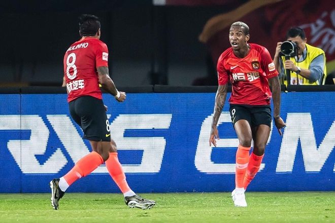 意甲倒计时；广州队国际比赛日战术微调；细节引发关注；质疑声仍在；资深球员宣示担当的简单介绍