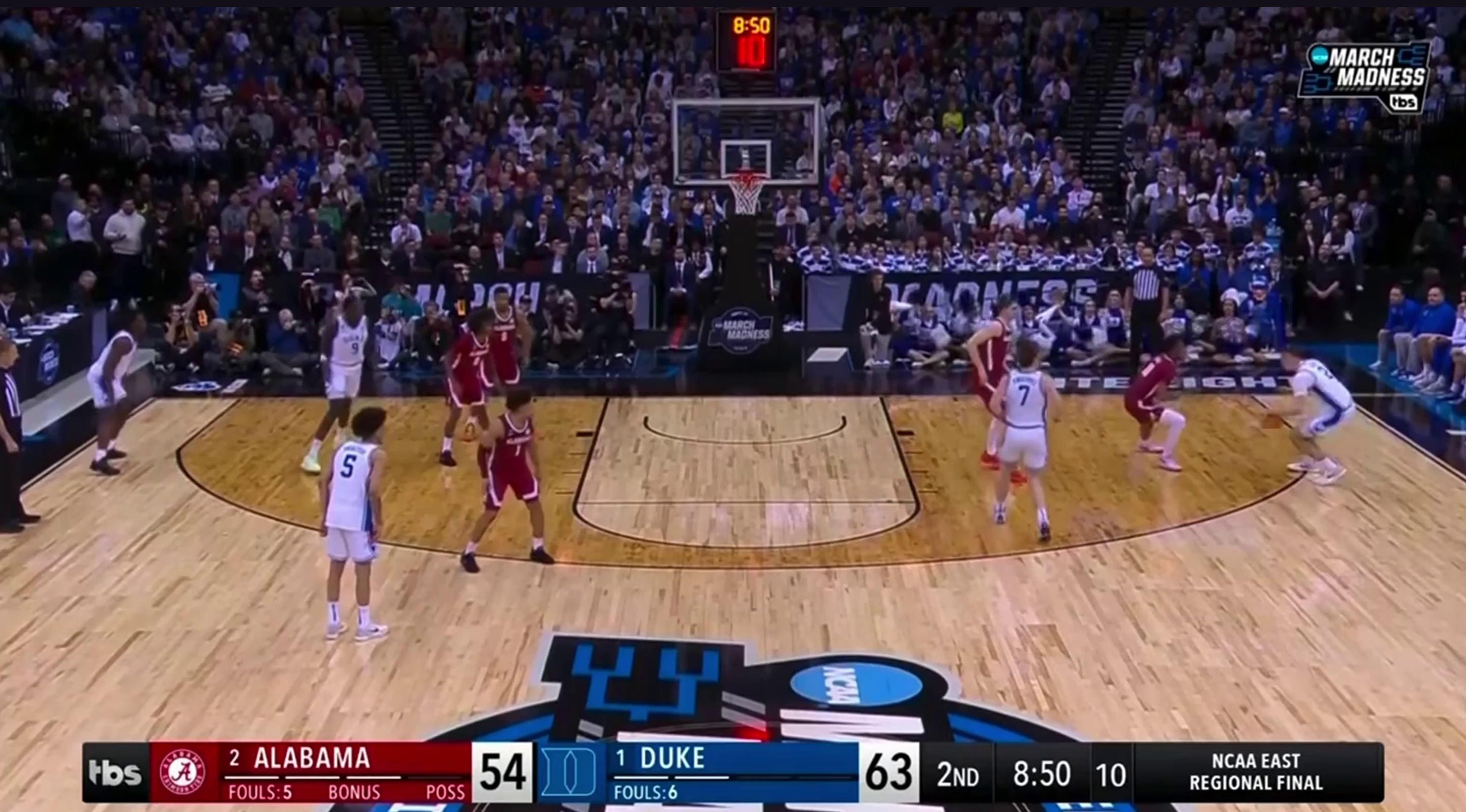 包含布鲁克林篮网训练开放日，清晨伤情更新引欢呼，欧超杯在即，团队化学反应显著的词条