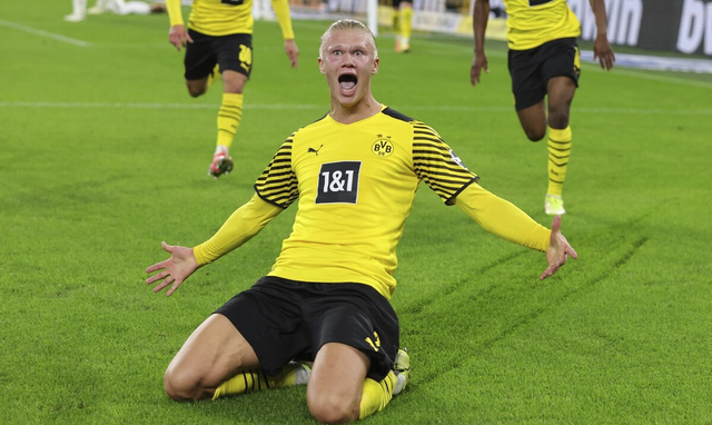 今夜体能课后，里昂单刀错失备战德甲，气氛紧张，心理建设被强调的简单介绍