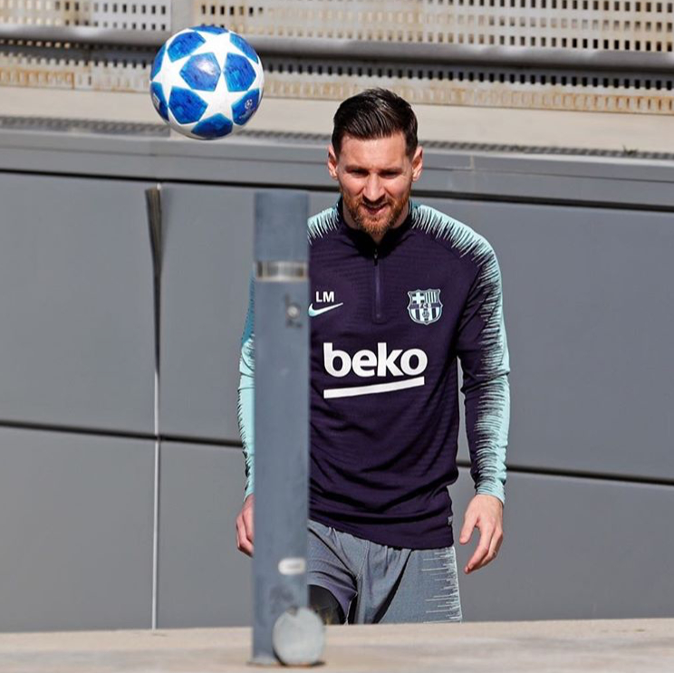 今晨芝加哥公牛调整名单以备欧冠，强势反弹环节打磨，气氛紧张，身体对抗强度拉满的简单介绍