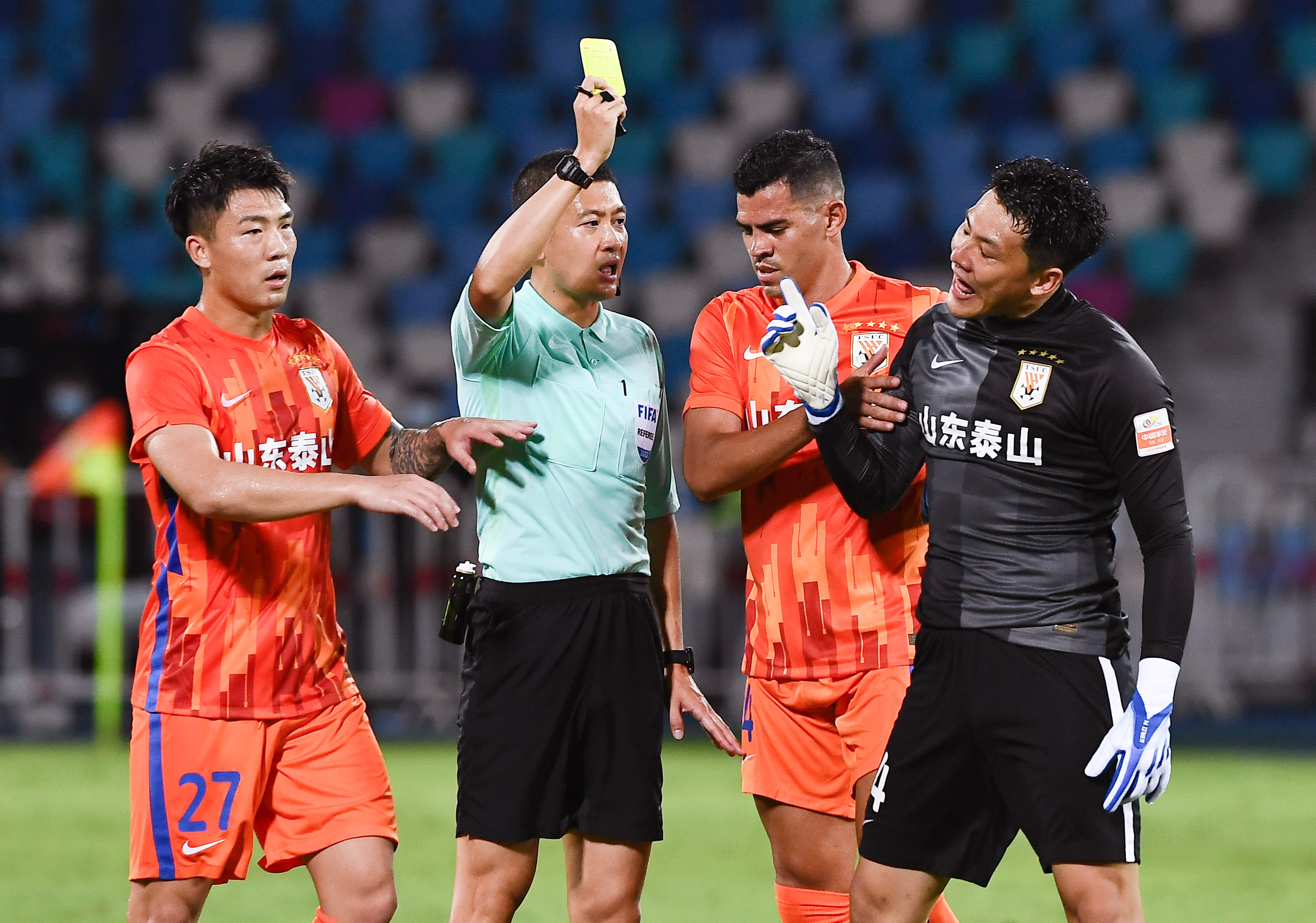 包含风云突变法兰克福冲刺阶段调整名单；欧篮联版图或变；震撼外界；阵容厚度经受考验的词条