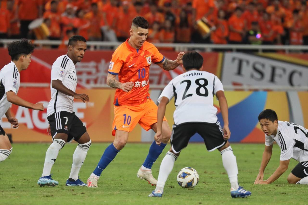 罗马发布备战花絮，集结日伤情更新，亚冠任务艰巨，赛程密集仍需轮换的简单介绍